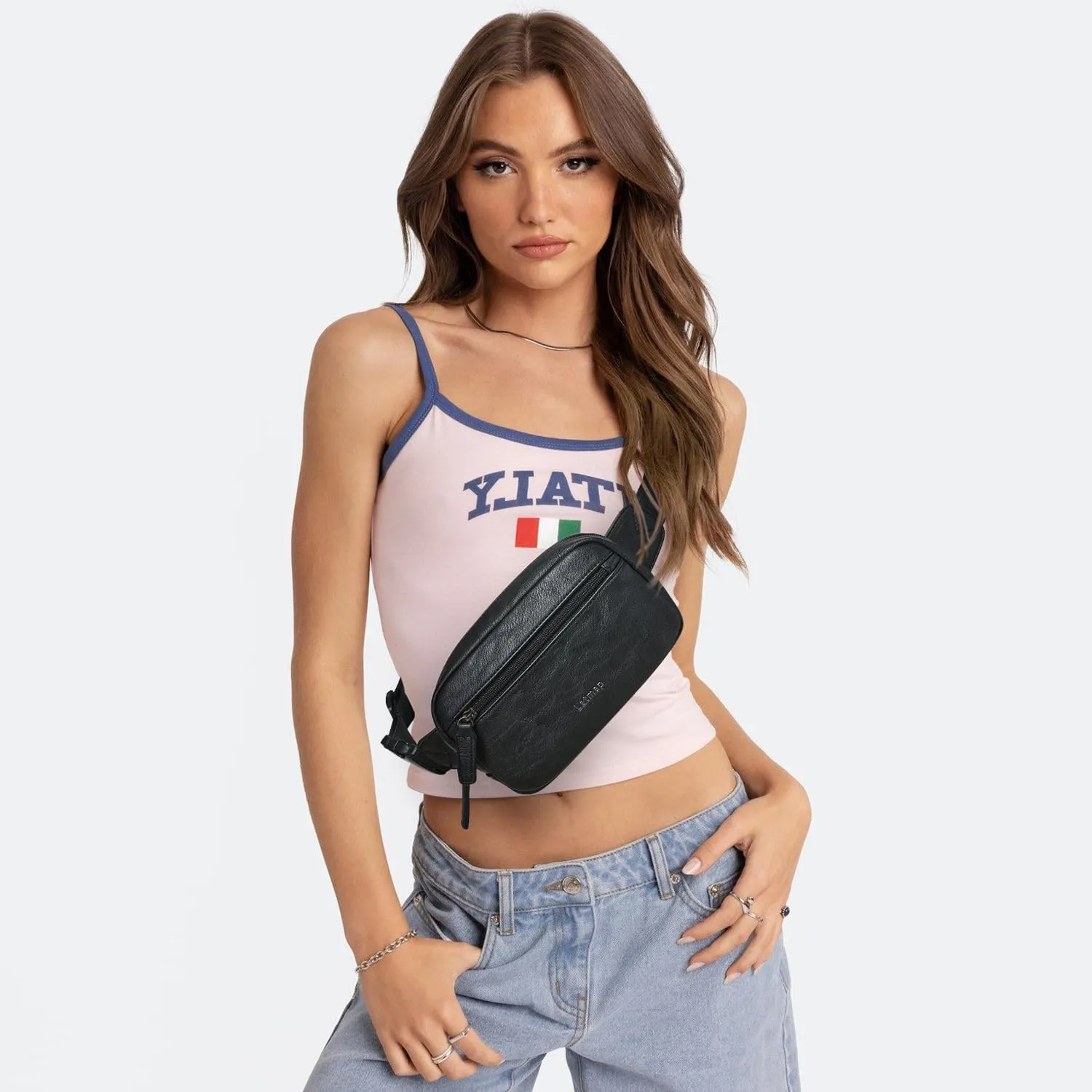 2L Fanny Packs Everywhere Belt Bag Small Fashion Crossbody Waist Pack Faux Leather Waterproof Sling Chest Bag For Women Trendy Black