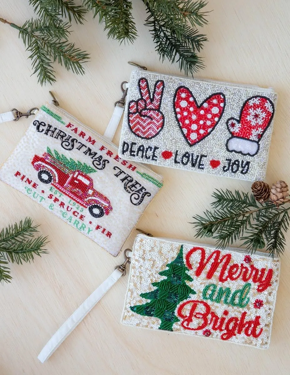Christmas Cheer Women's Beaded Holiday Mingle Wristlet Phone Crossbody