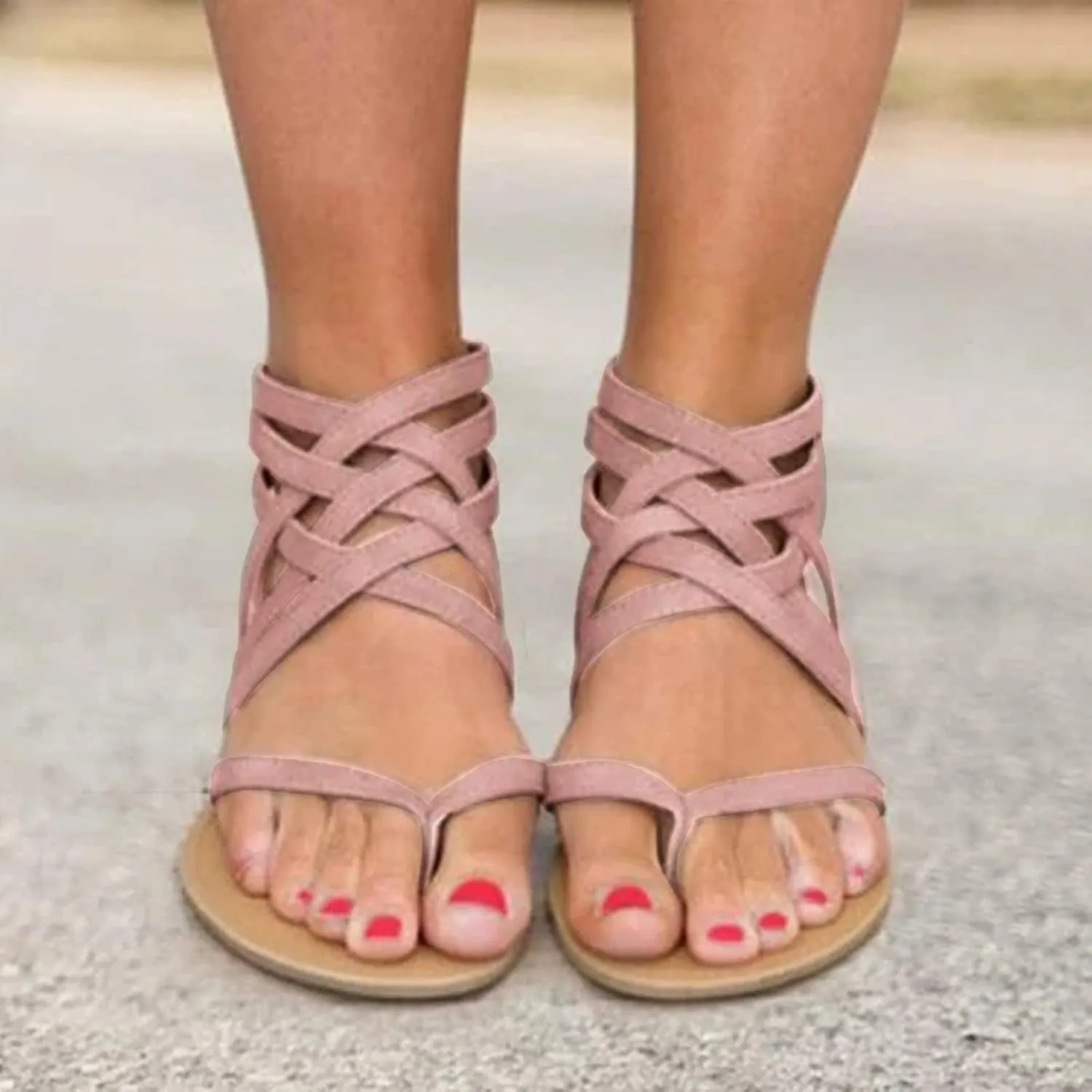 Dressy Flat Sandals for Women Criss Cross Flip Flops Anti-Slip Gladiator Solid Color Beach Falt Flat Sandals Women