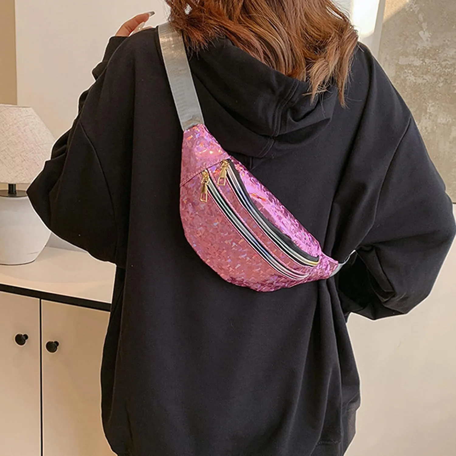 eYLun Women Holographic Fanny Pack Belt Bag Crossbody Bag Waist Bag Waterproof Waist Packs Bumbag Running Traveling Pink