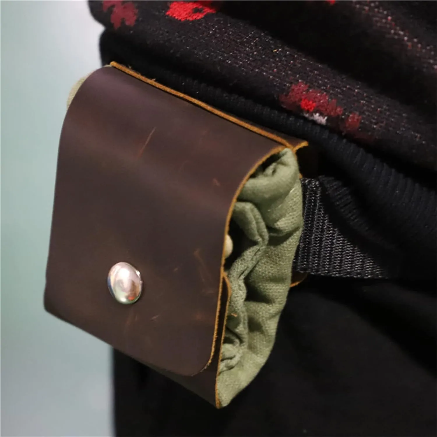 Foraging Bag Waxed Canvas Collapsible, Waxed Canvas Mushroom Foraging Pouch, Camping Bag Belt Packs Waterproof Small Leather Pouch Hunting Fanny Pack for Pick & Seashells Outdoor (Black, Leather)