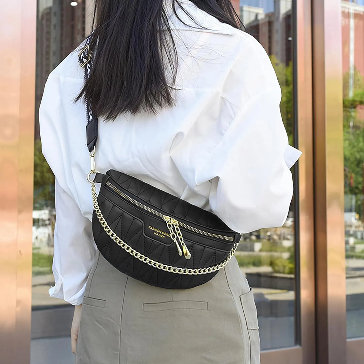 Leather Chest Bag for Women, Chain Belt Bag Fanny Pack Purse Fashionable Crossbody Waist Bags Handbag for Everyday Use Trip Walking Hiking
