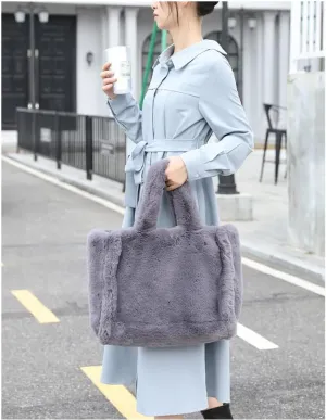 Plush Tote Bag Y2K Women Aesthetic Fuzzy Underarm Bag Furry Warm Winter Shoulder Bag Trendy Accessories (Gray)