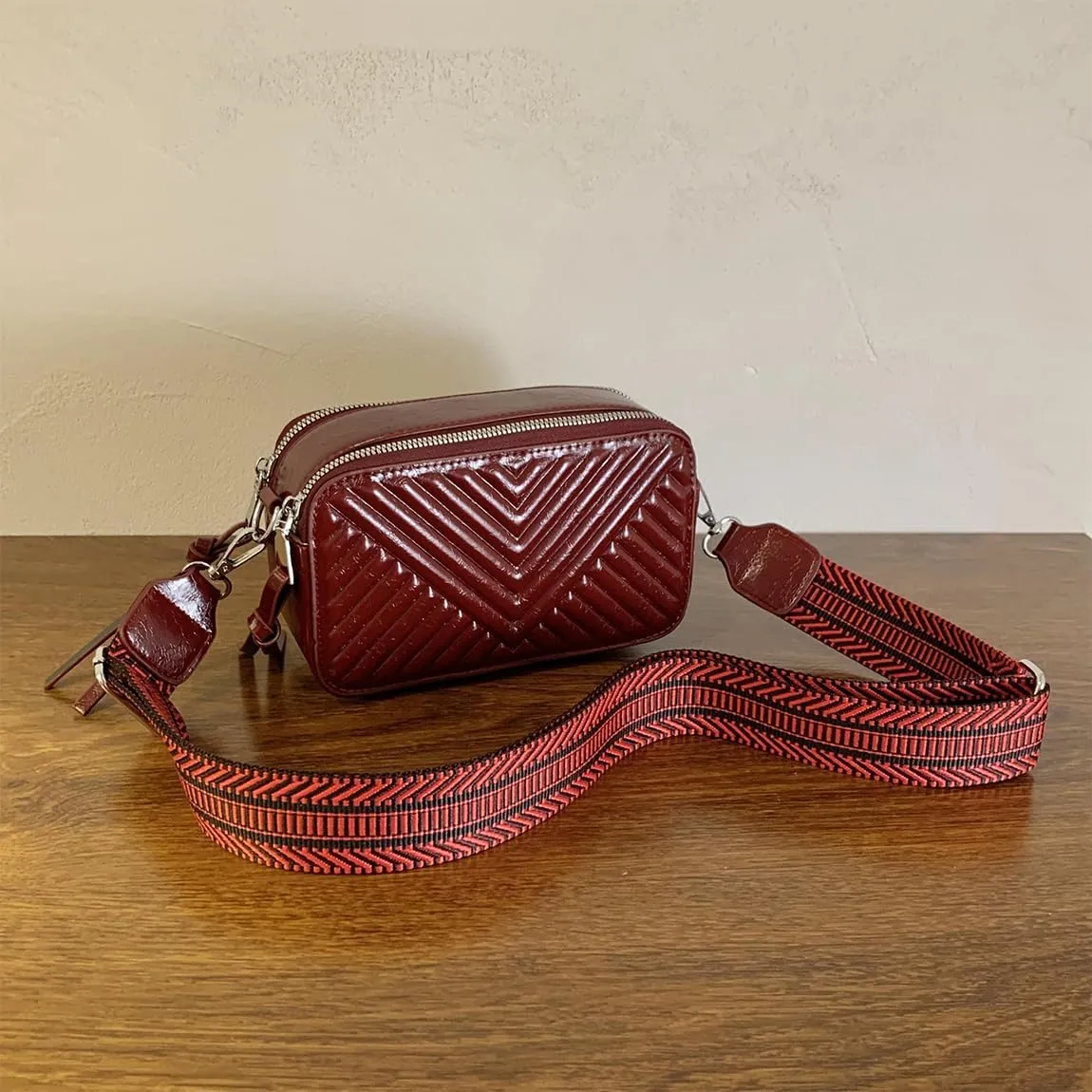 Quilted Crossbody Bags for Women Vegan Leather Purses Small Shoulder Handbags with Wide Strap Camera Bag