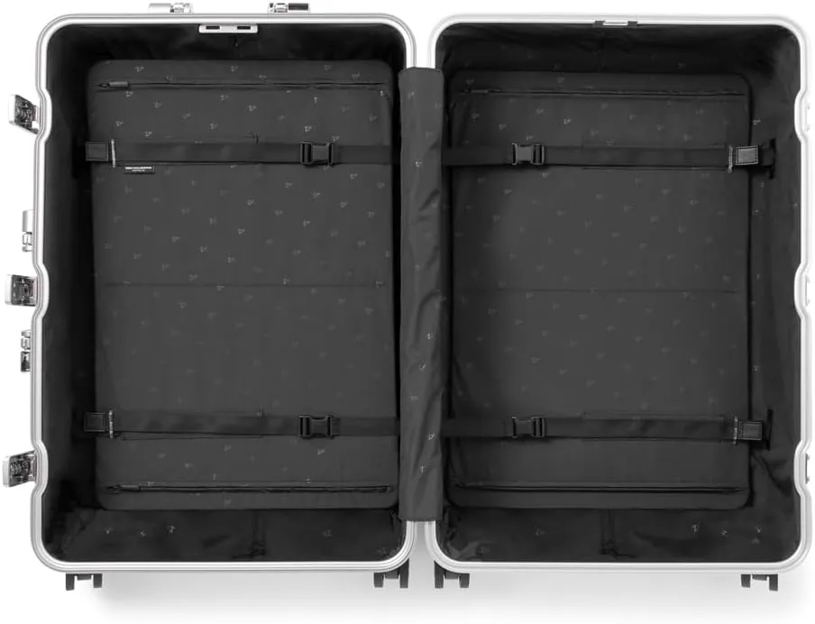 ZERO Halliburton Classic Aluminum 3.0 Large Zipperless Luggage, Hardside Check-in, Four Wheels, Auto-Return Pull Handle, Double Latch Locks- TSA Accepted, Interior Divider, 28-Inch, 88L, Silver