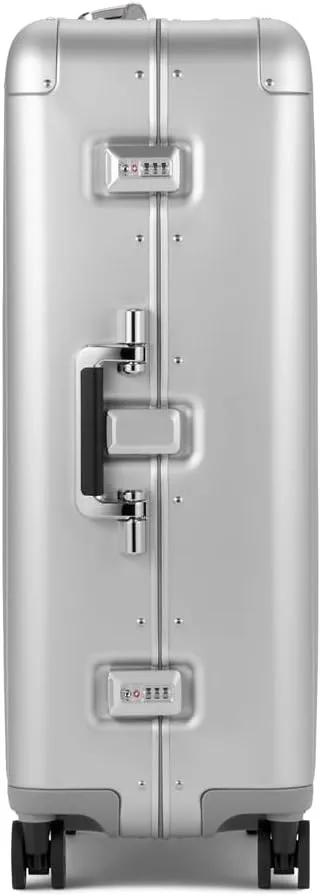 ZERO Halliburton Classic Aluminum 3.0 Large Zipperless Luggage, Hardside Check-in, Four Wheels, Auto-Return Pull Handle, Double Latch Locks- TSA Accepted, Interior Divider, 28-Inch, 88L, Silver