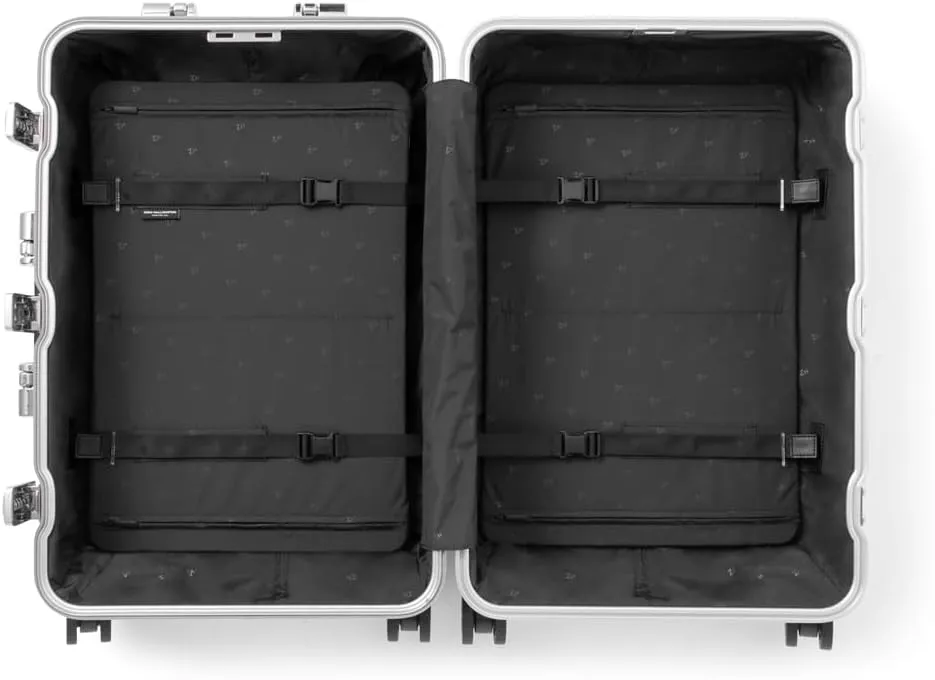 ZERO Halliburton Classic Aluminum 3.0 Medium Zipperless Luggage, Hardside Suitcase with Wheels, Auto-Return Pull Handle, Double Latch Locks- TSA Accepted, Interior Divider, 24-Inch, 59L, Silver
